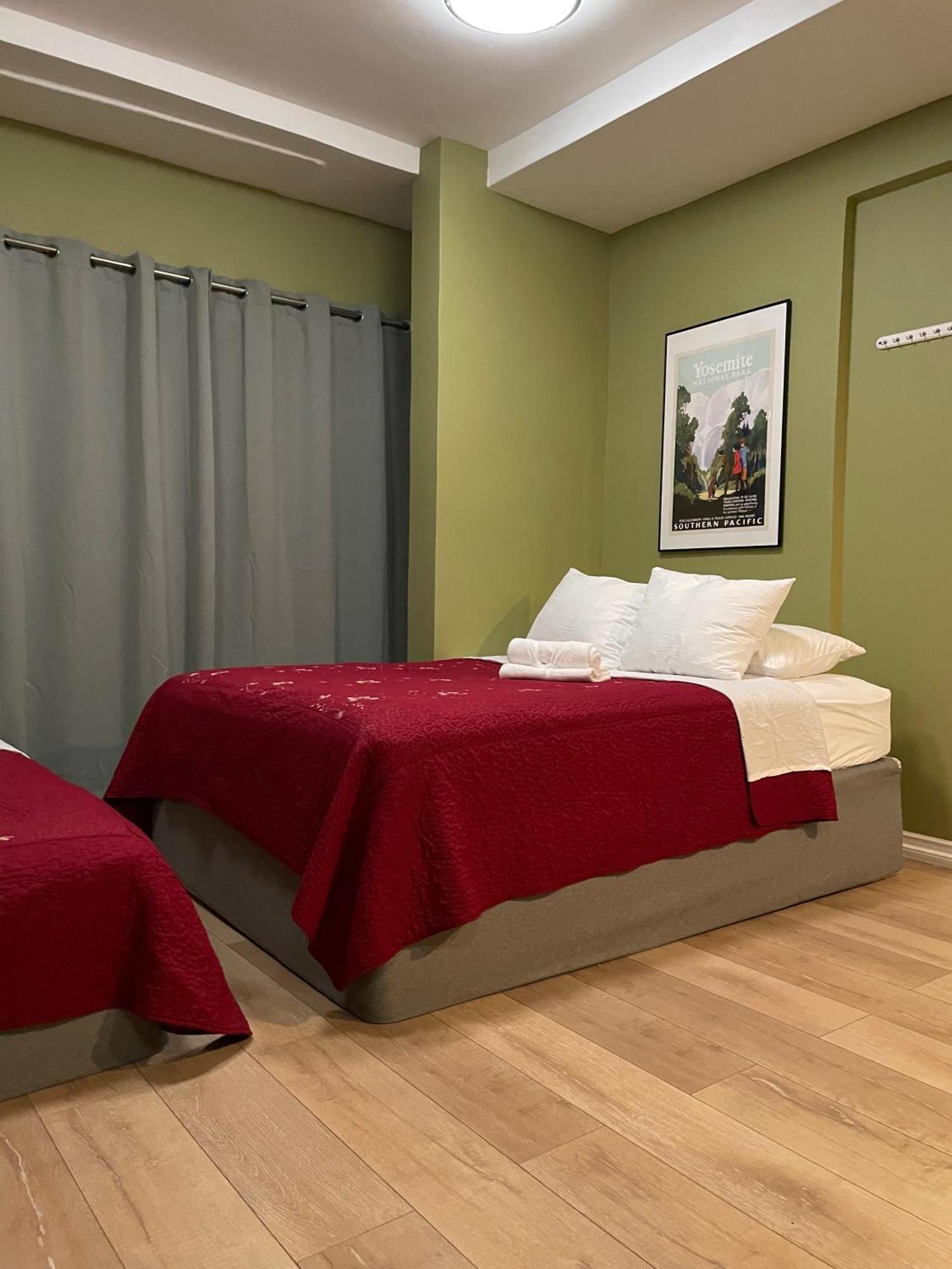 Private W/ Private Full Bathroom & Wifi & Ac & Shared Kitchen In Angeles